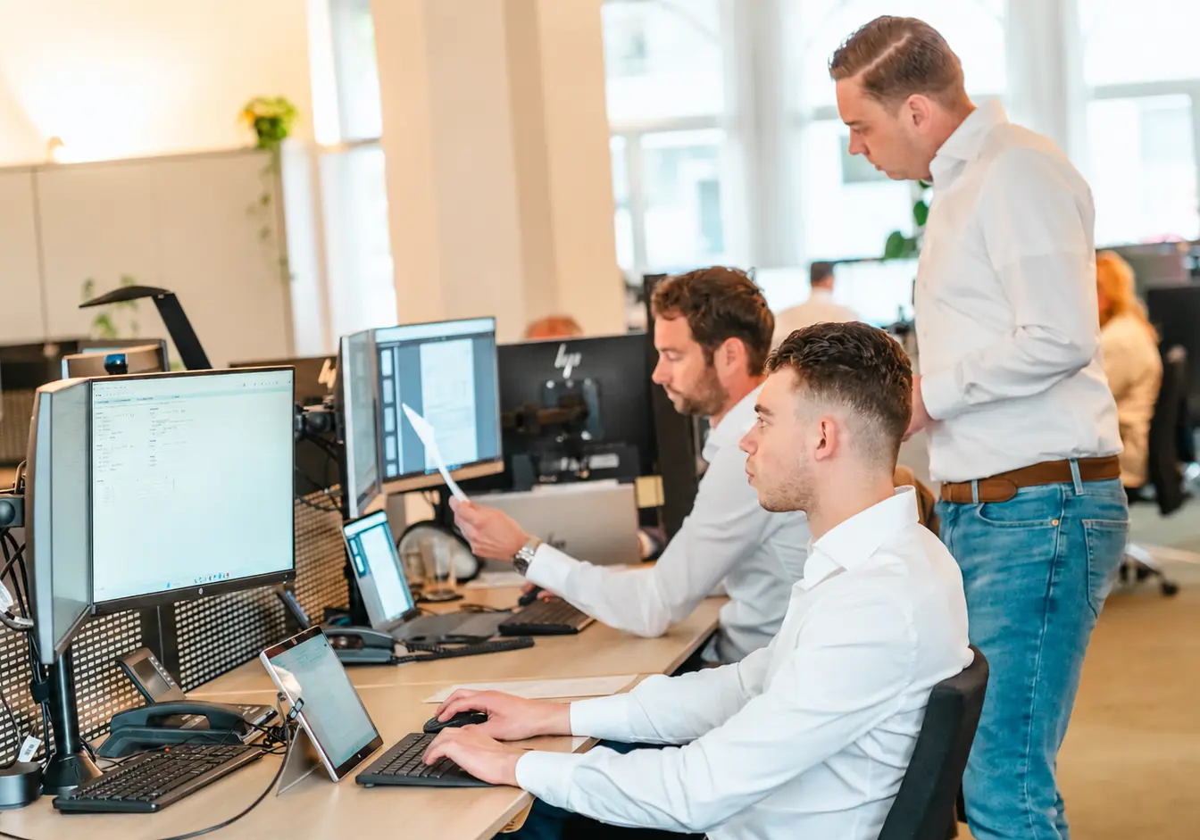 careers, lbh group, lbh netherlands, rhoon, shipagent, agency, chartering, shipbroker, waterklerk, cargadoor